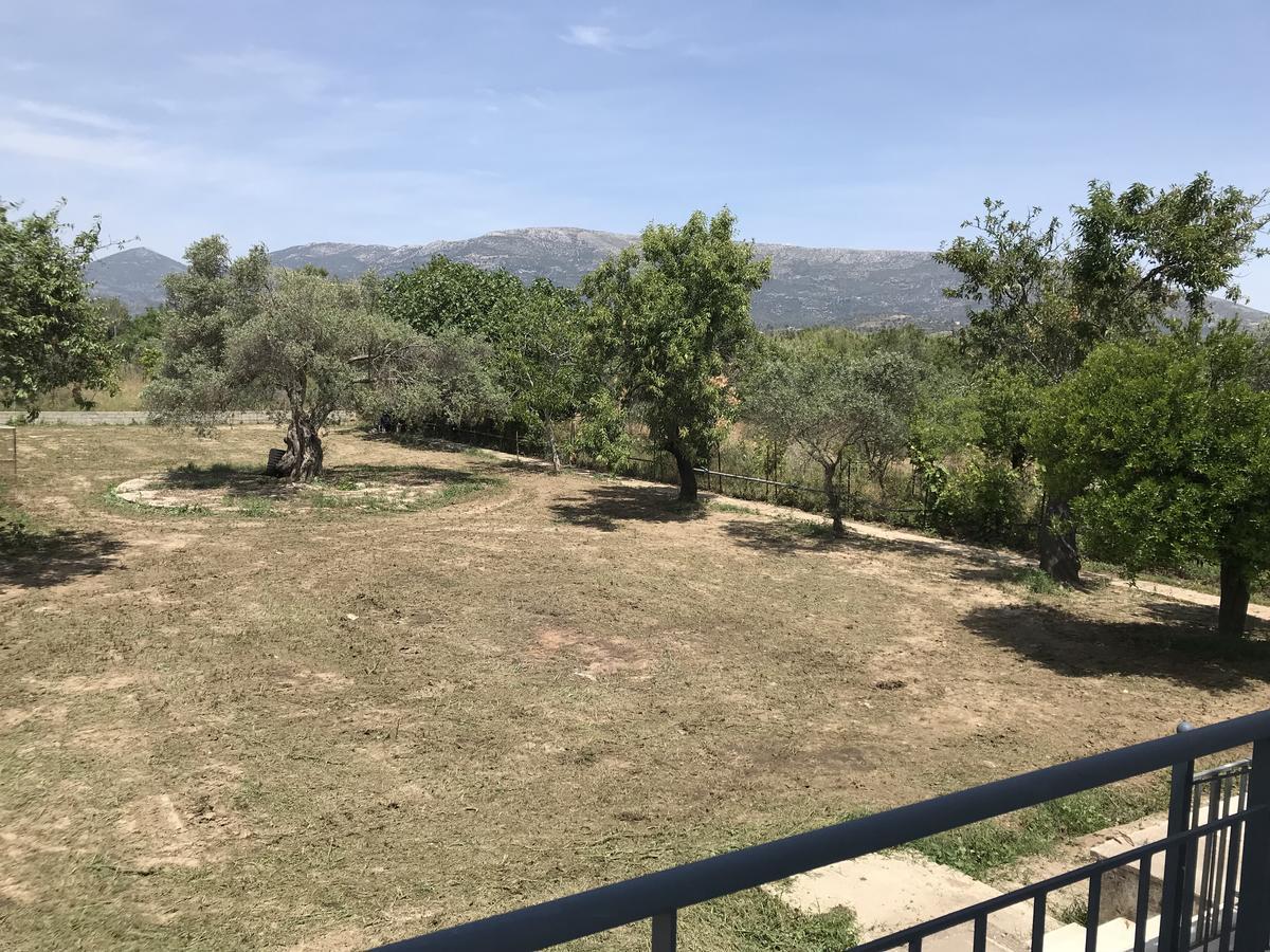 Villa Filoxenia Amarynthos Exterior foto